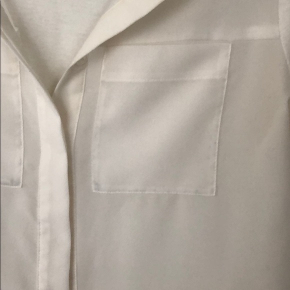 Van Heusen dressy button down - Picture 3 of 3